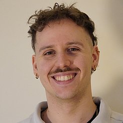 Herr  Maximilian Schneider