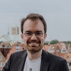 Herr Dr. Richard Hossiep